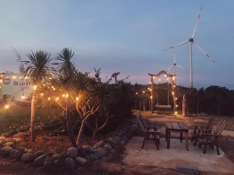 canh-dong-dien-quat-gio-son-hai-mui-dinh-ninh-thuan-13