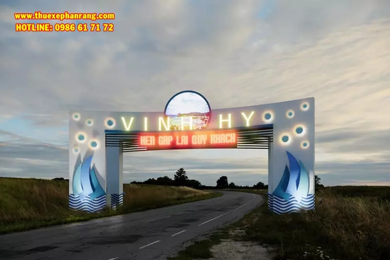 nha-dieu-hanh-ben-tau-day-kinh-vinh-hy-ninh-thuan-1