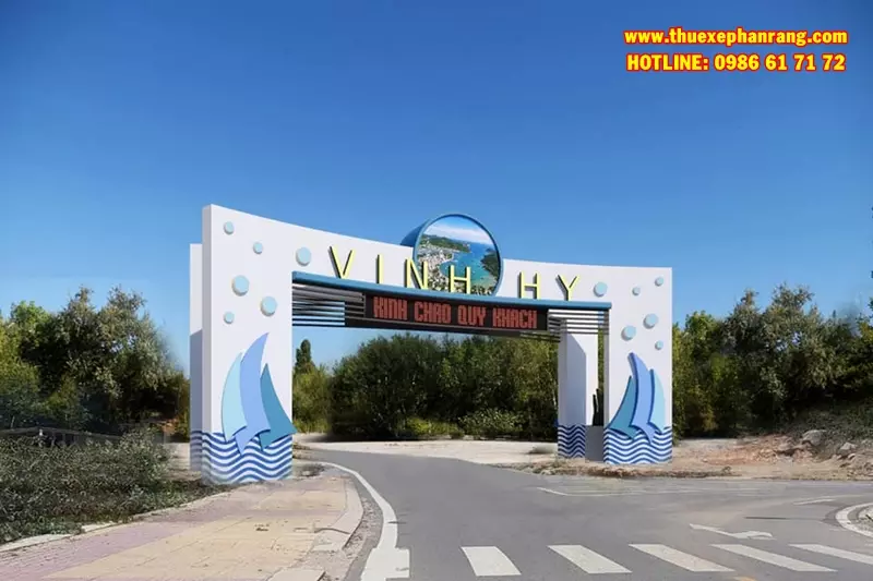 nha-dieu-hanh-ben-tau-day-kinh-vinh-hy-ninh-thuan-2
