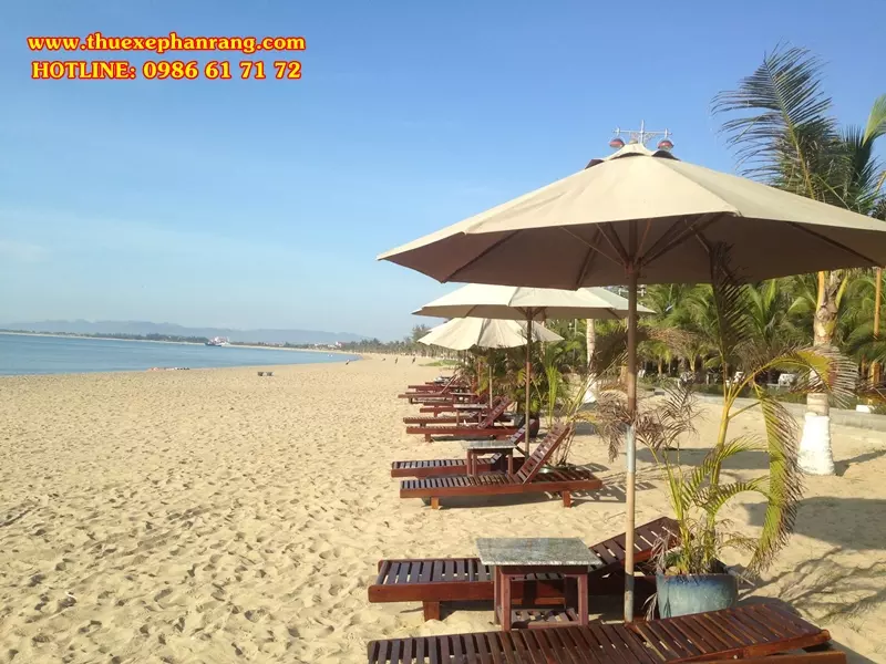 thue-xe-o-to-don-san-bay-cam-ranh-di-resort-con-ga-vang-gold-rooster-ninh-thuan-4
