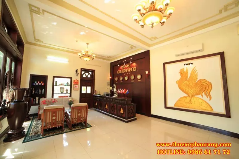 thue-xe-o-to-don-san-bay-cam-ranh-di-resort-con-ga-vang-gold-rooster-ninh-thuan
