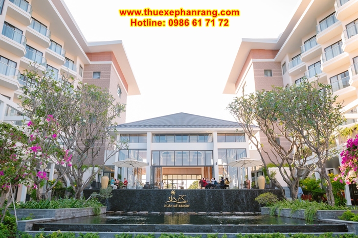 thue-xe-o-to-don-san-bay-cam-ranh-di-resort-hoan-my-ninh-thuan-13