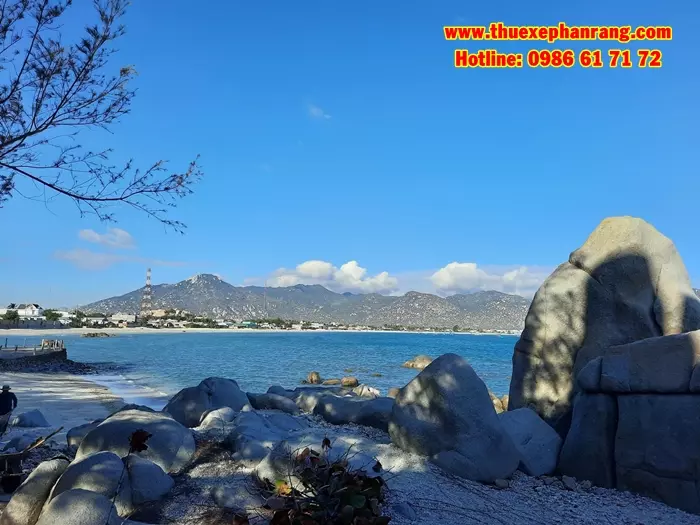 thue-xe-o-to-don-san-bay-cam-ranh-di-resort-hon-co-ca-na-ninh-thuan-5
