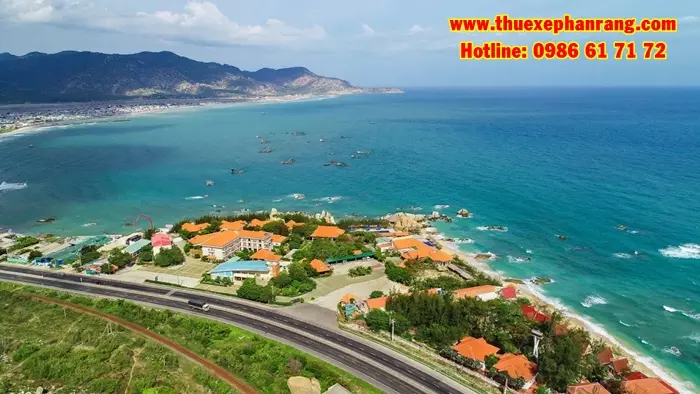 thue-xe-o-to-don-san-bay-cam-ranh-di-resort-hon-co-ca-na-ninh-thuan